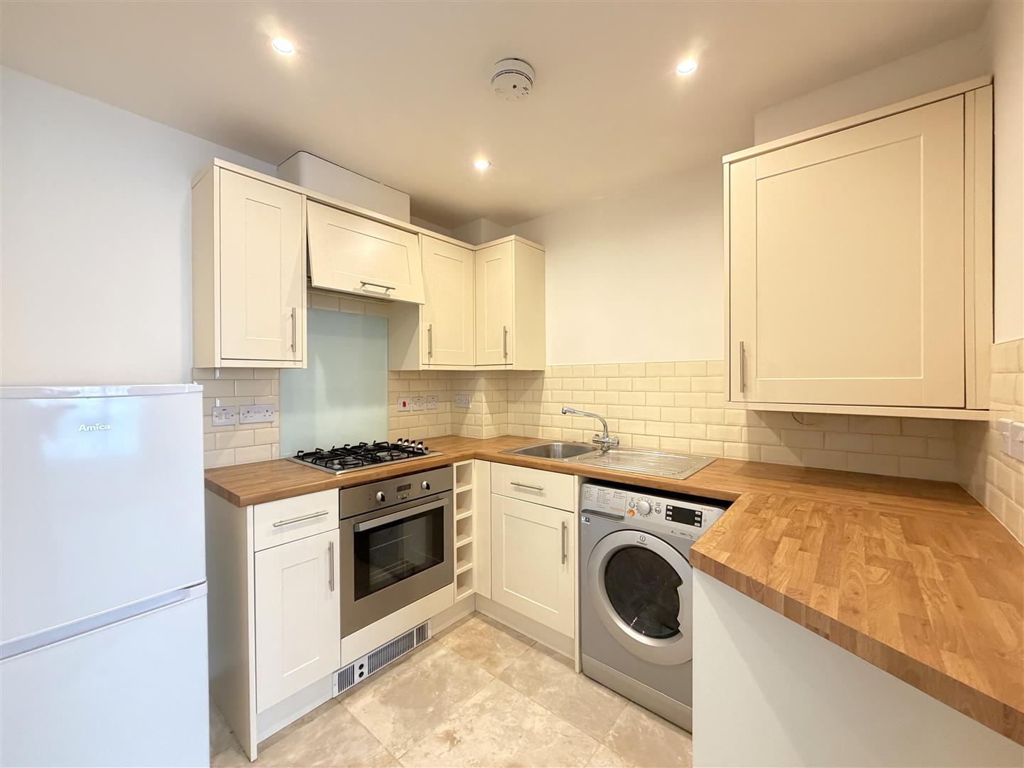 Turberville Place, Off Ansells Way, Central Warwick (Nr Sainburys & Race Course) 10